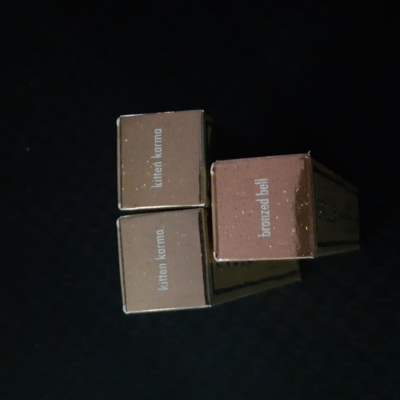 Stila Glitter and Glow Liquid Eye Shadow. NIP x3 - Picture 2 of 3